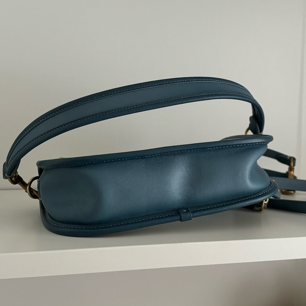 Coach Handbag - Picture 5 of 5